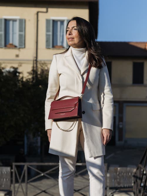 Teddy Blake Cristina Vitello 10" In Dark Red