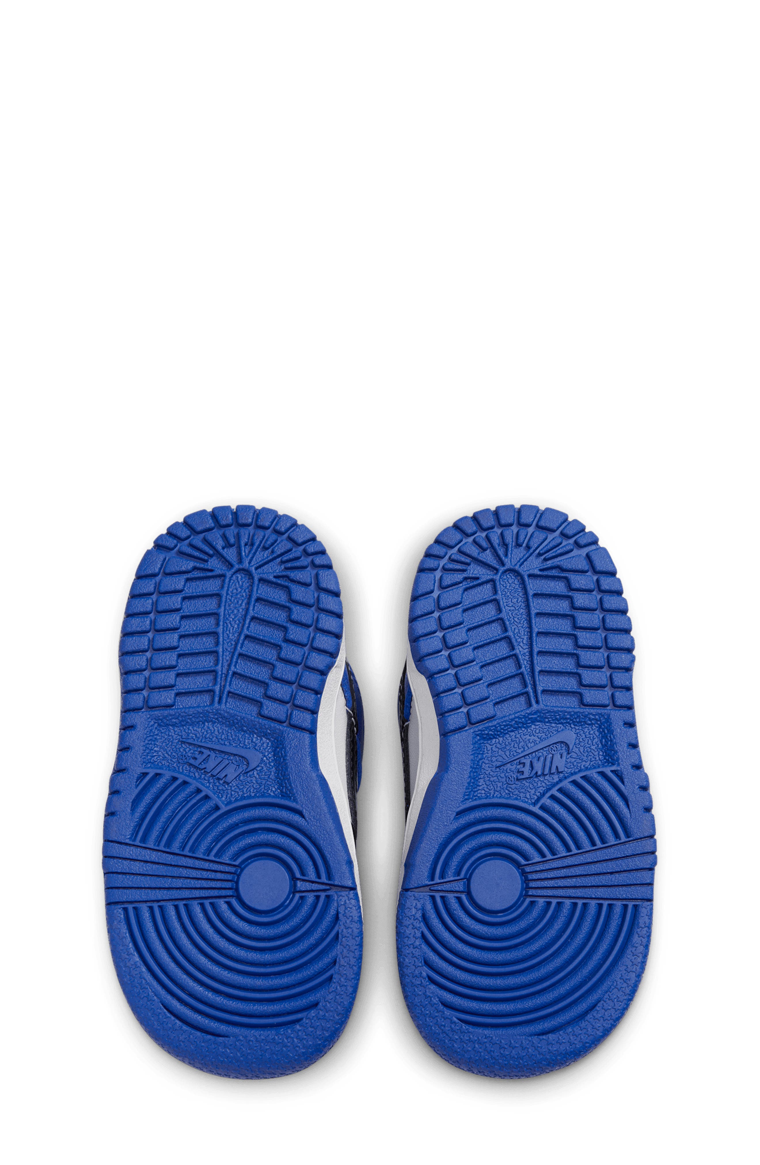 Nike Kids' Dunk Low Basketball Sneaker, Alternate, color, 