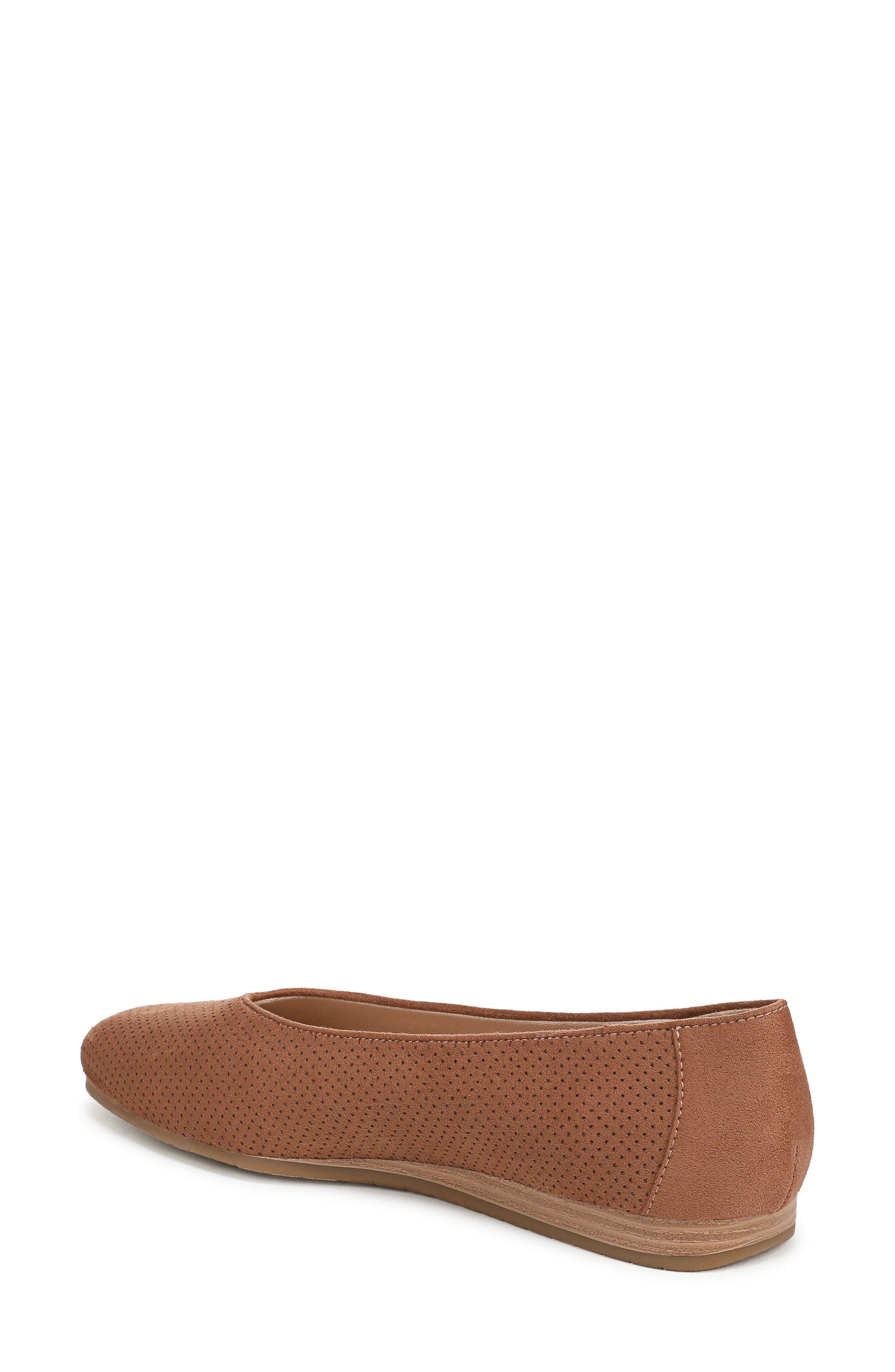 Violet Flat, Alternate, color, CAMELOT BROWN FABRIC