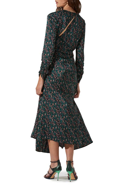 Astr The Label Ruched Long Sleeve Midi Dress In Green