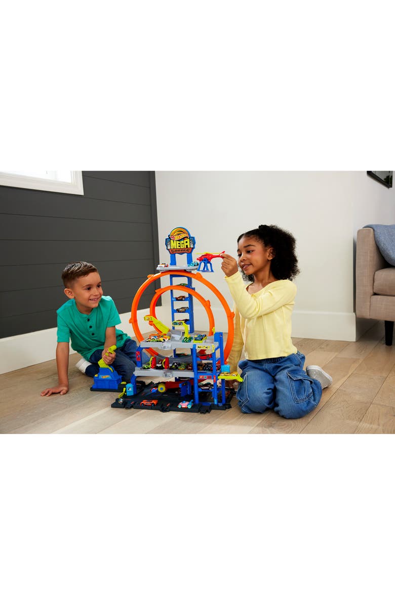 Hot Wheels City Mega Loop Garage<sup>™</sup> Playset, Alternate, color, 