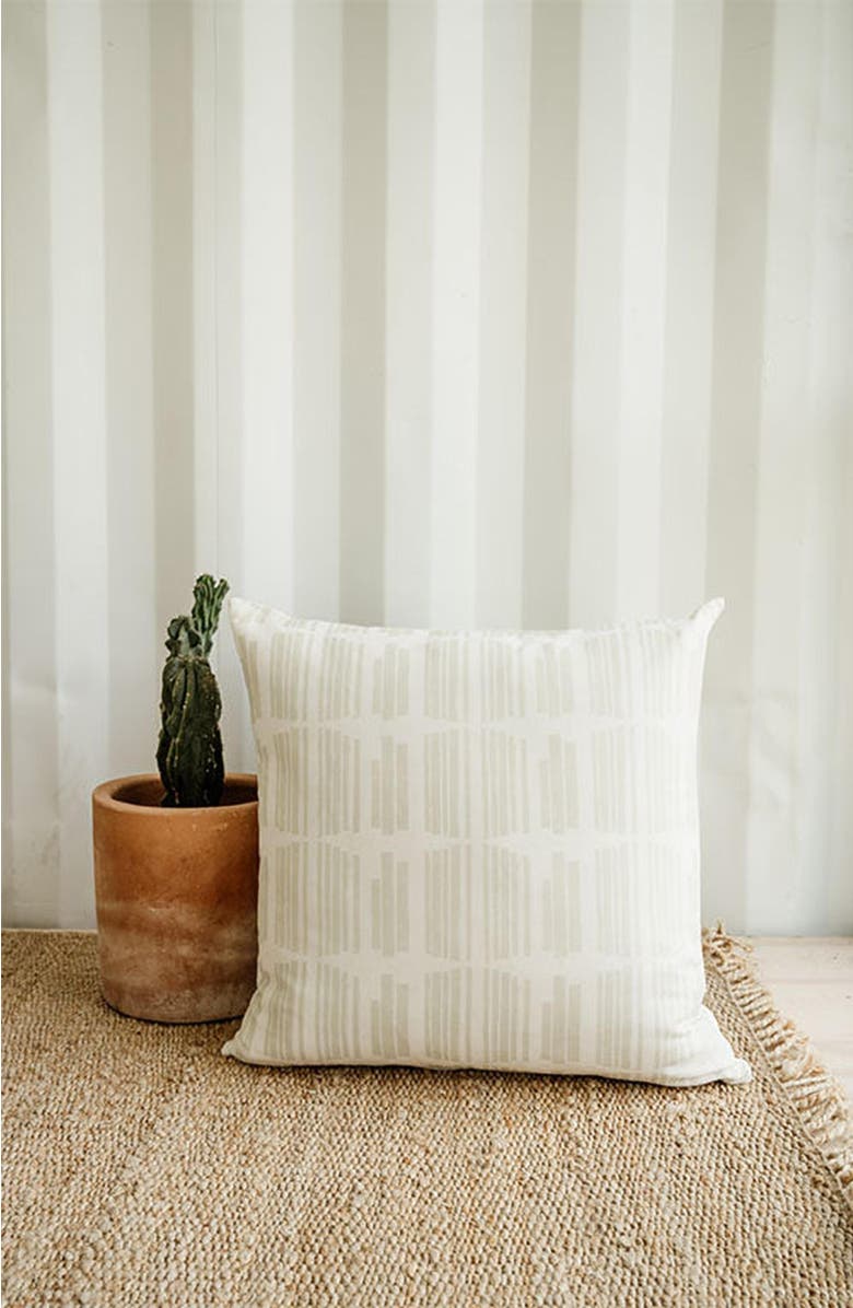 at300nelson Marguerite in Neptune 24" x 24" Pillow, Alternate, color, Neptune