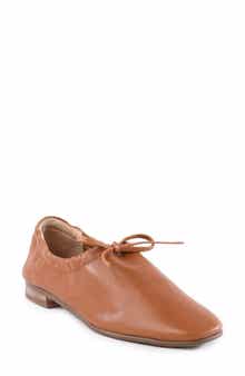 Seychelles Curtsy Flat