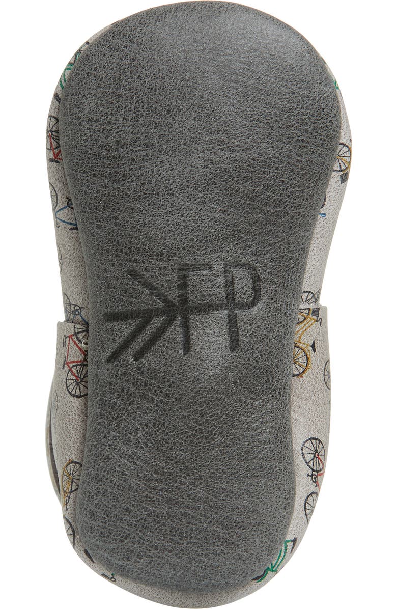 Freshly Picked Moccasin Crib Shoe, Alternate, color,