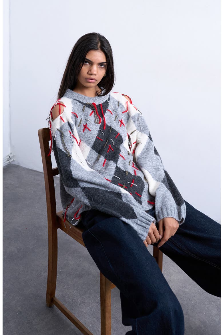 Oversize Distressed Argyle Stitch Sweater, Alternate, color, GREY