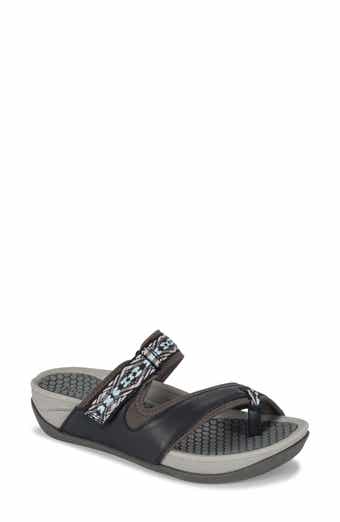 BARETRAPS Deserae Slide Sandal