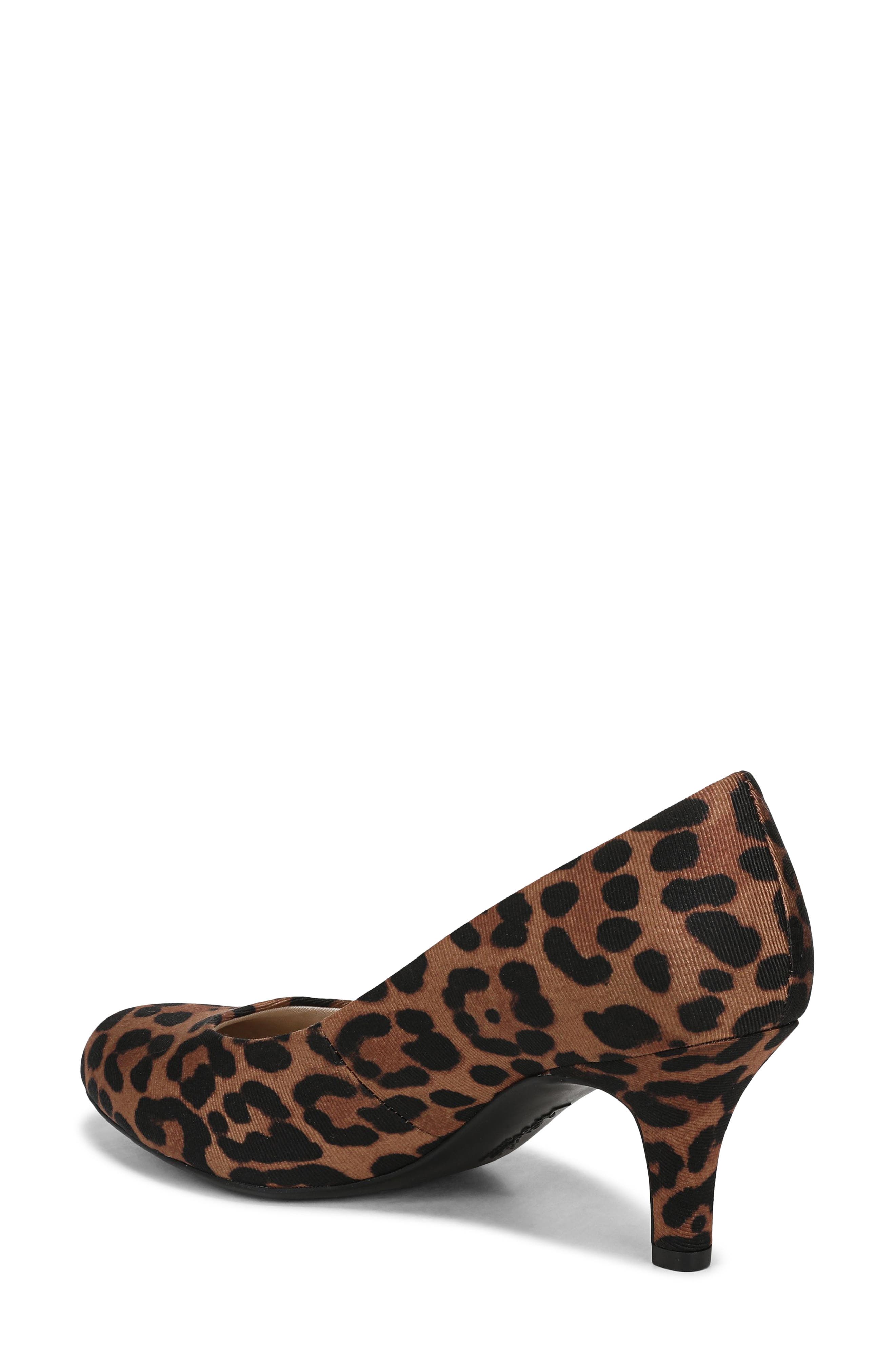 LifeStride Parigi Pump, Alternate, color, Brown Multi