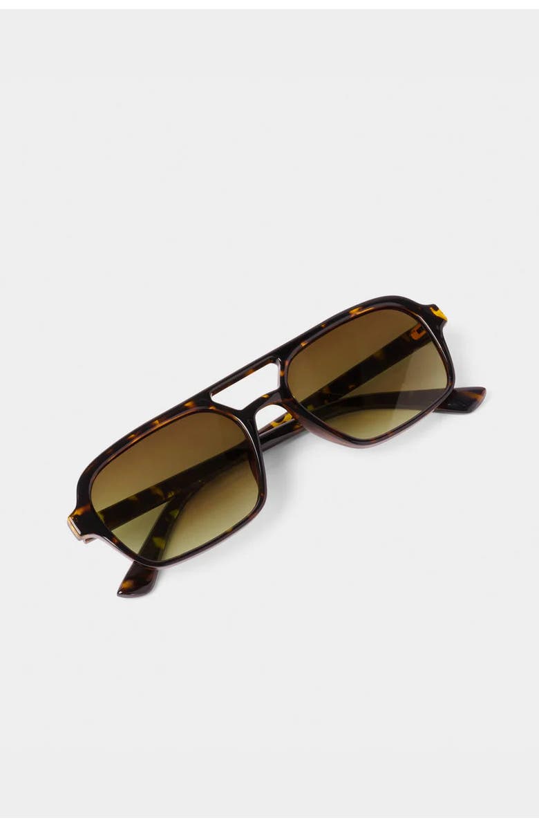 Katie Loxton Ibiza Sunglasses in Tortoiseshell, Alternate, color, Tortoiseshell