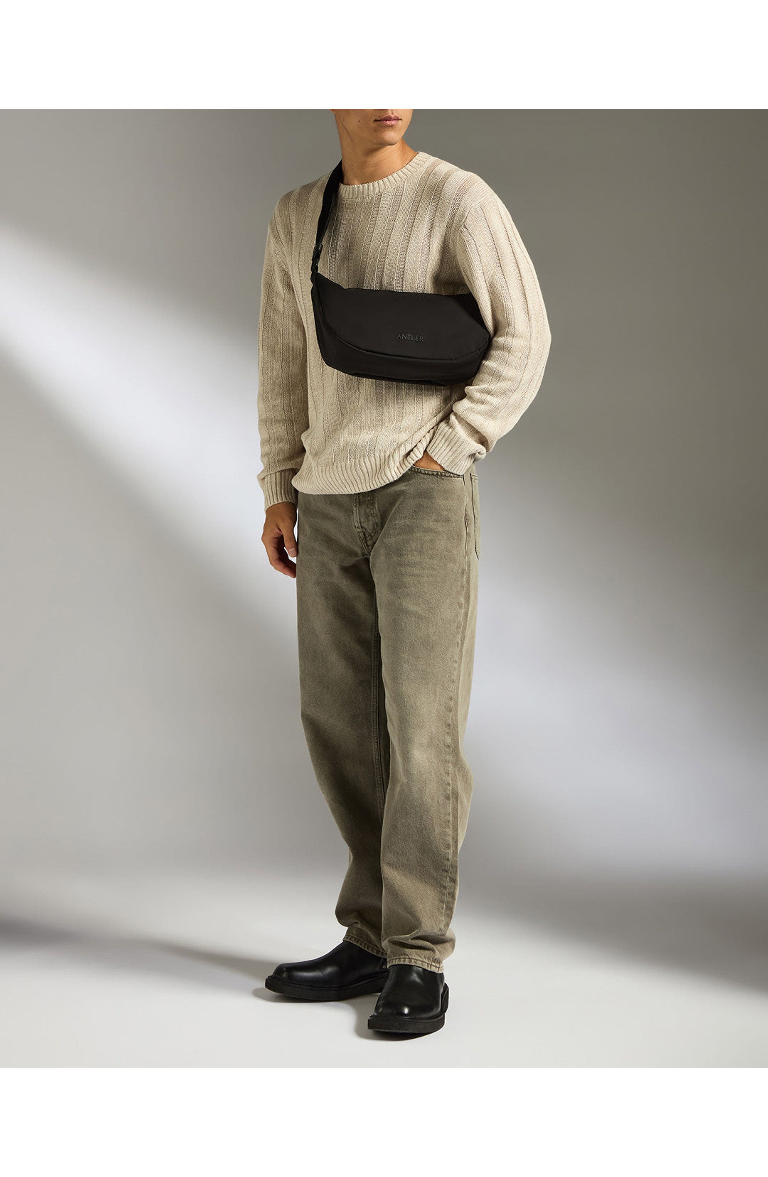 ANTLER Icon Slingbag, Alternate, color, Black