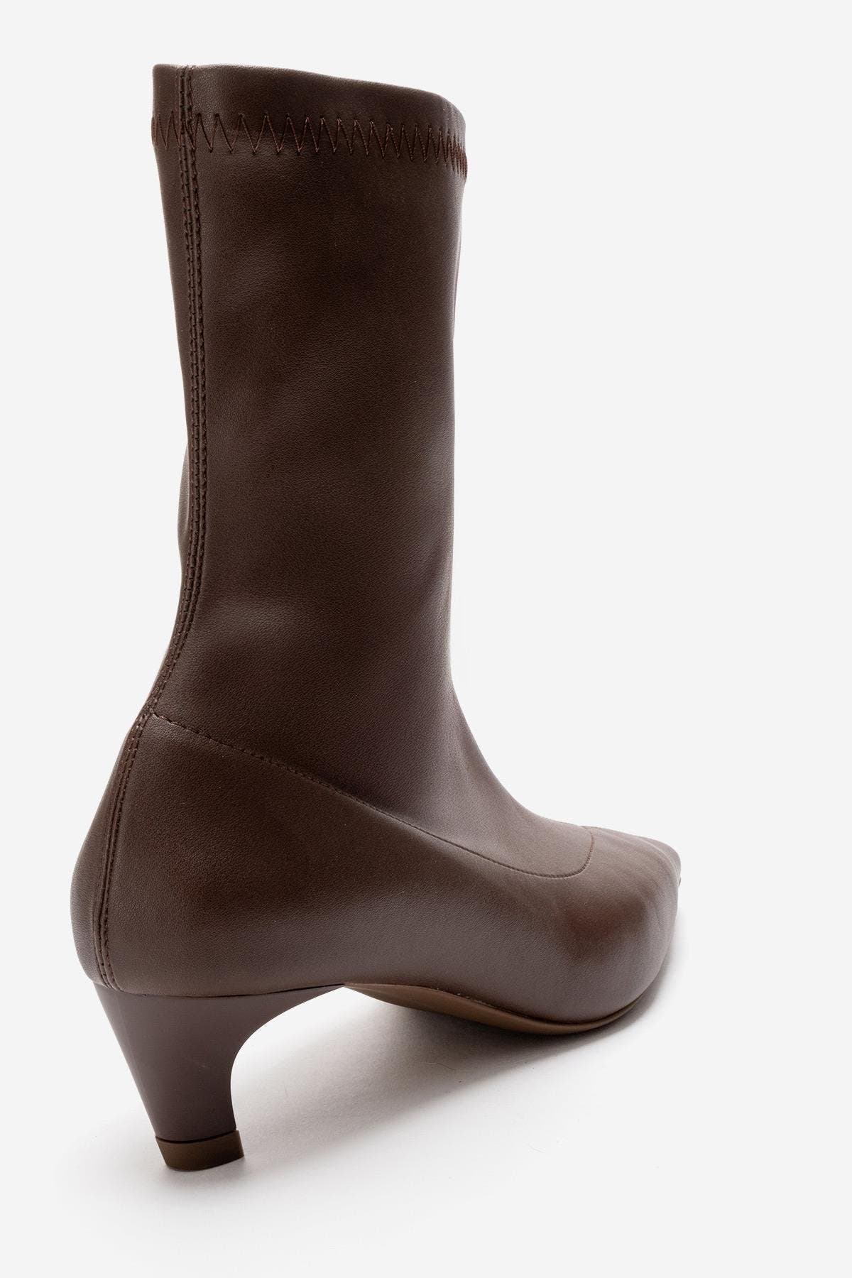 Prologue Shoes Alora Kitten Heel Boot, Alternate, color, Brown