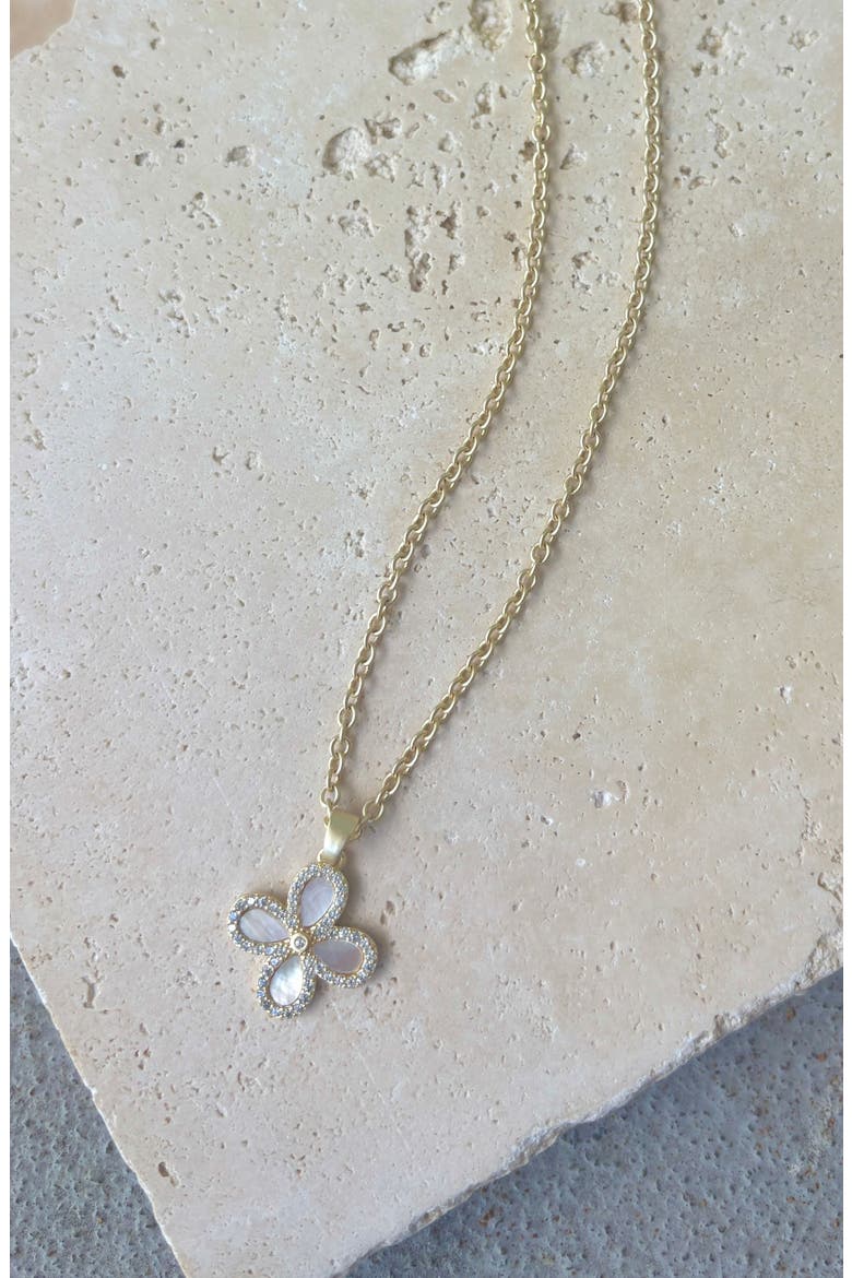 Mother of Pearl Clover Pendant Necklace, Alternate, color, WHITE