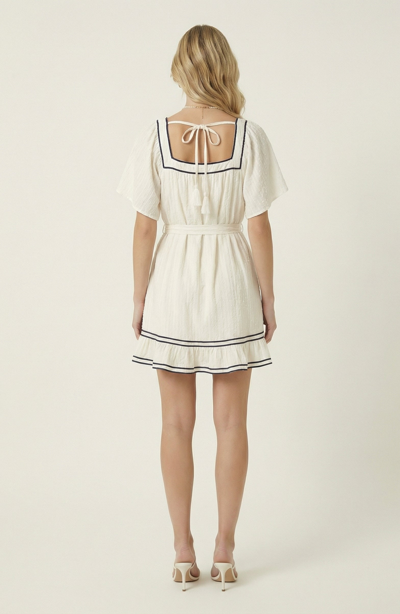 Modenaire Square-Neck Contrast Trim Mini Dress, Alternate, color, Off-White / Navy