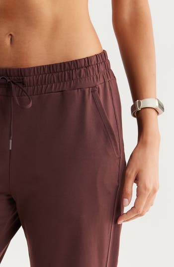 Move In Pocket Joggers
