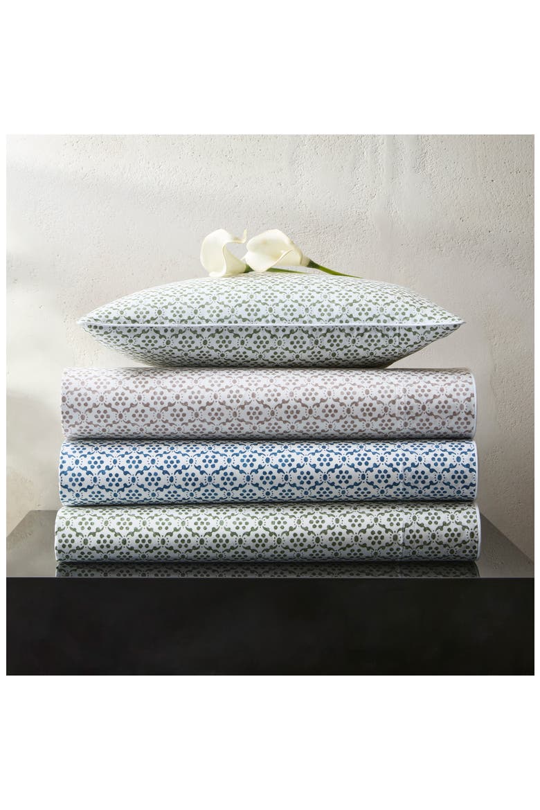 Laksha Quilt, Alternate, color, INDIGO