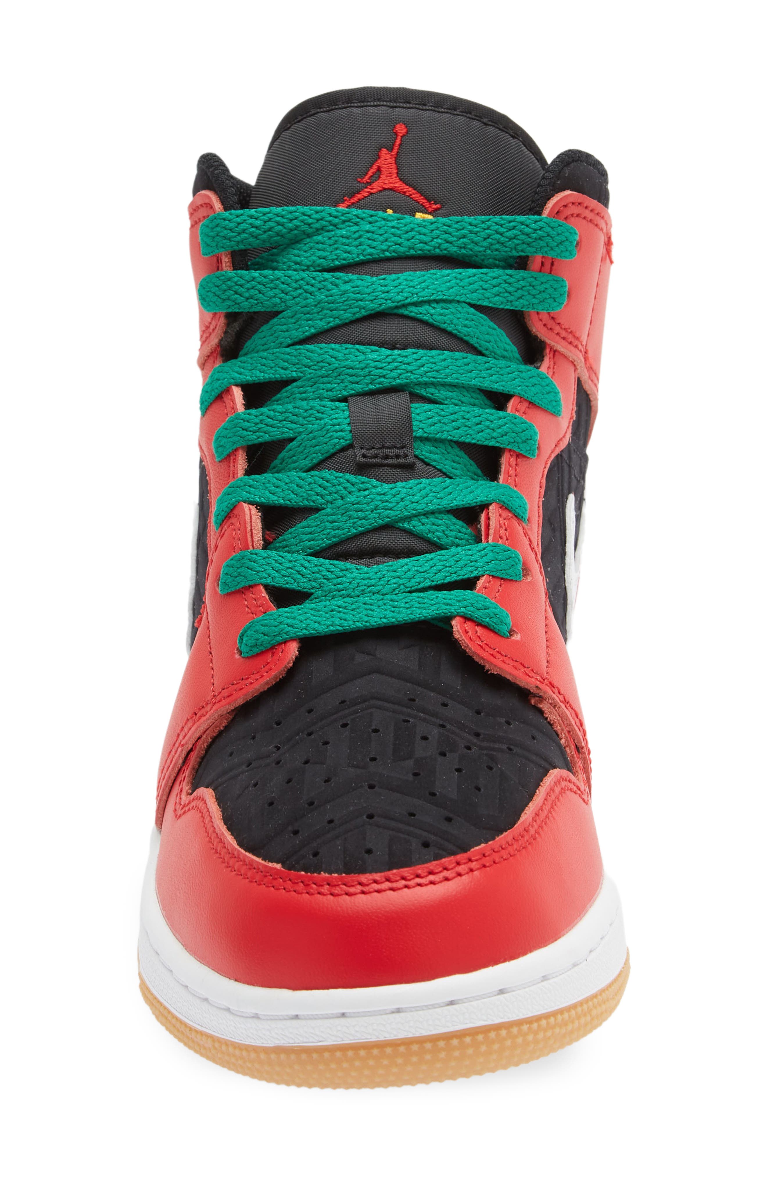 Nike Kids' Air Jordan 1 Mid SE Sneaker, Alternate, color, 