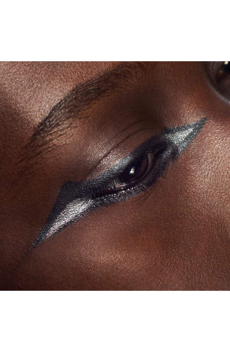 MAC Cosmetics Dazzleshadow Liquid Eye Shadow, Alternate, color, Silver Surfer