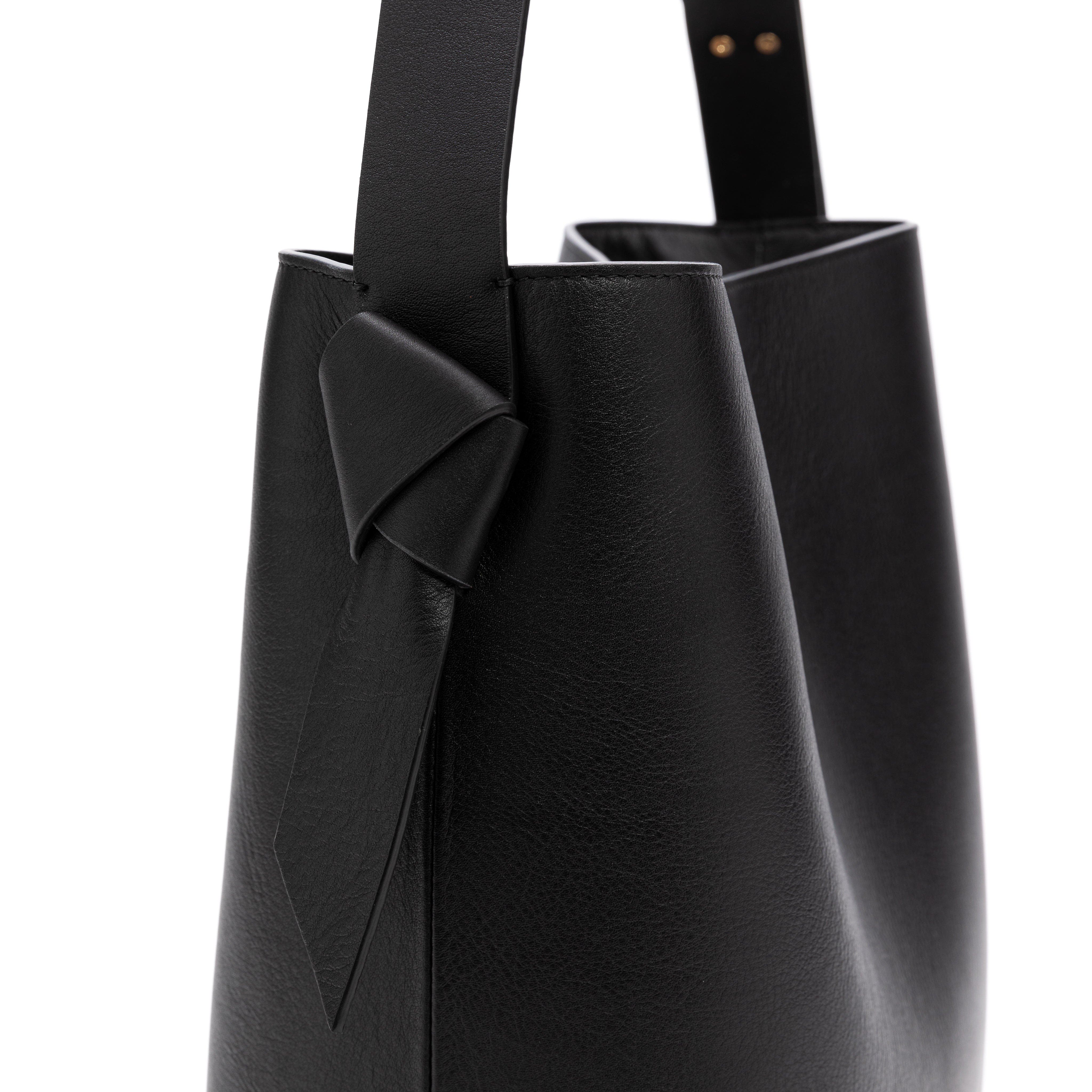 LA PORTEGNA Paula Versatile Crossbody Bag, Alternate, color, Black