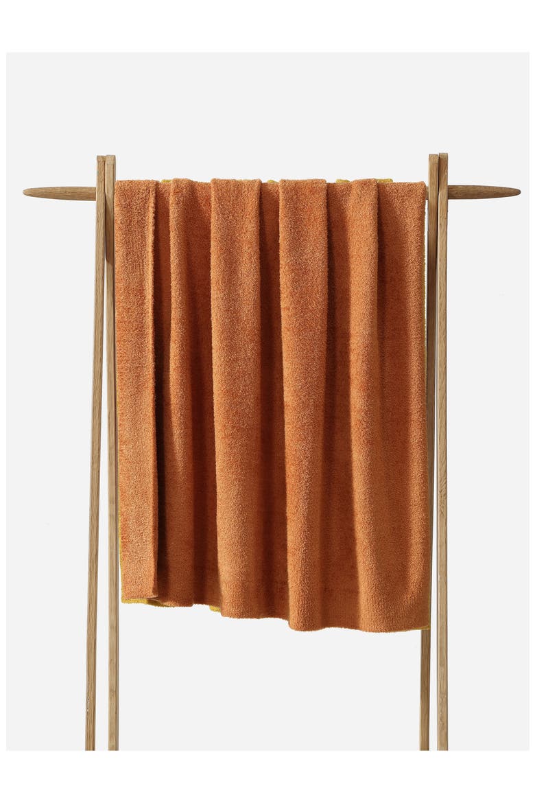 Cloud Silque Throw, Alternate, color, RAW SIENNA