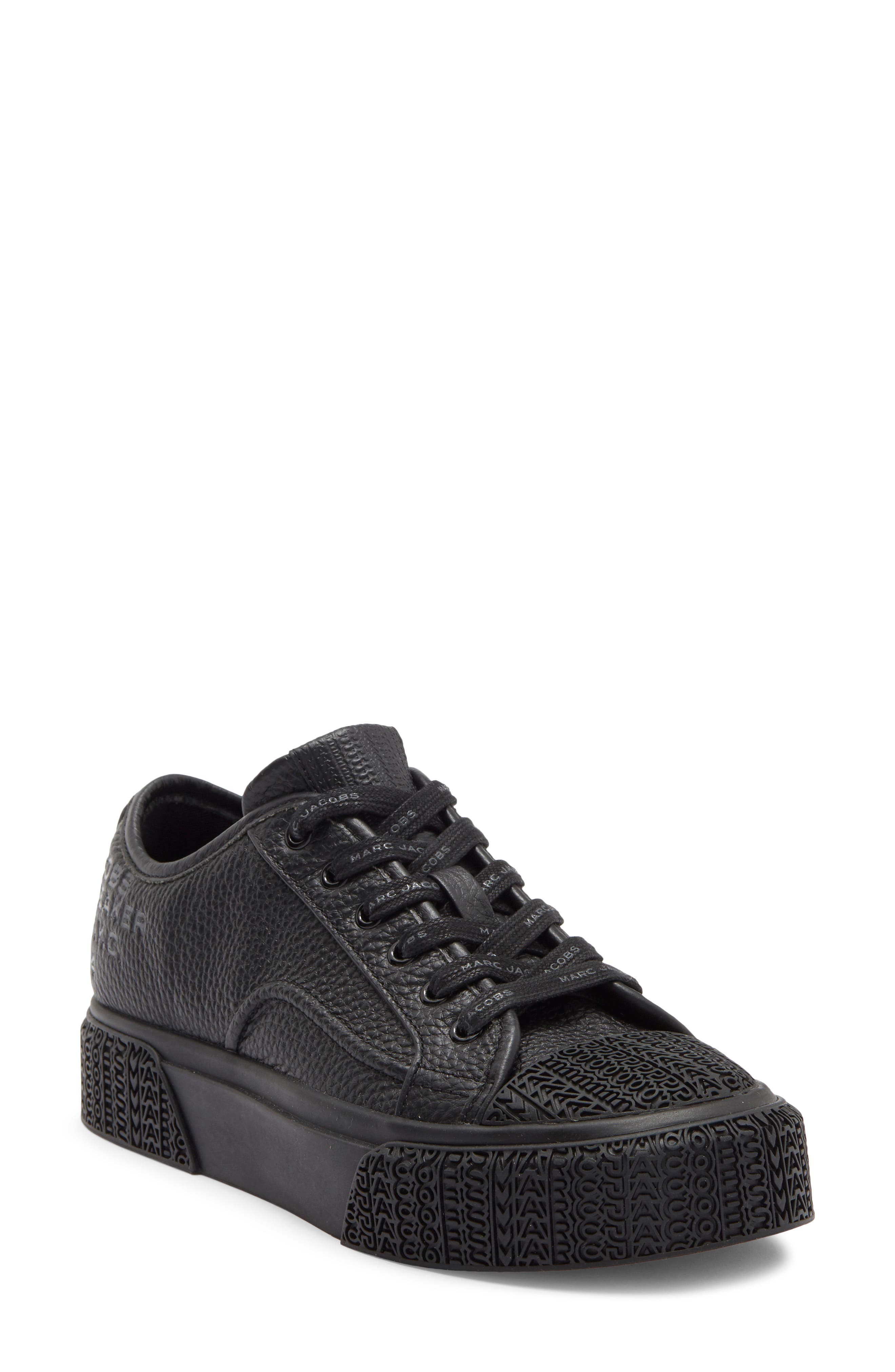 BLACK/ BLACK