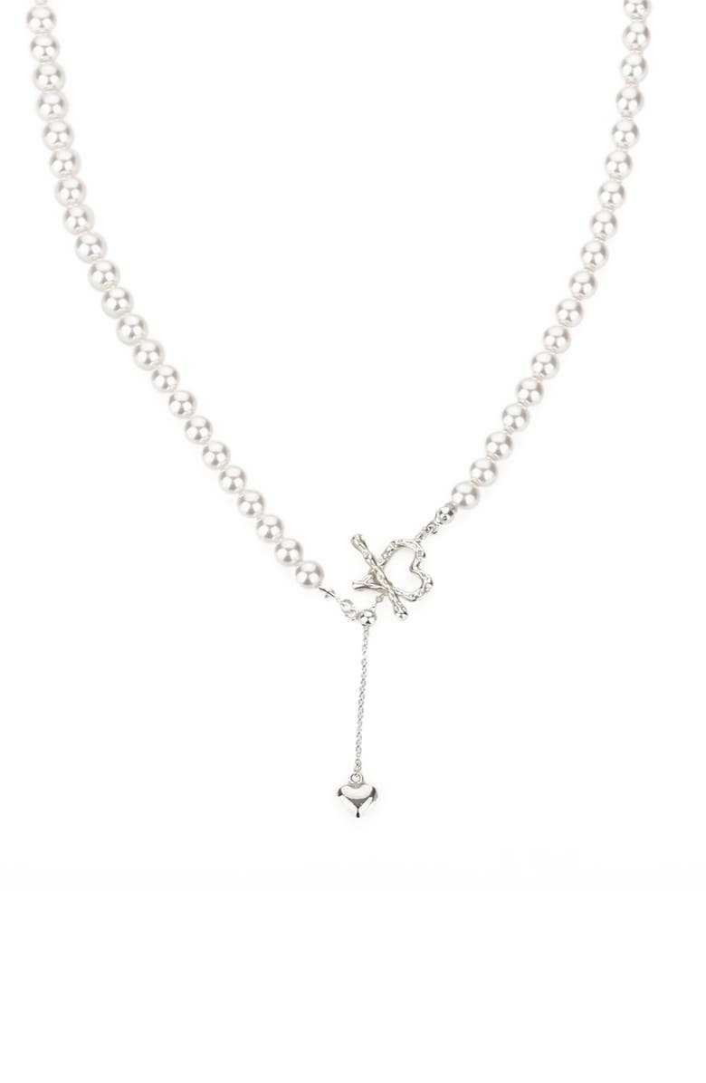 Bearfruit Jewelry Sterling Silver Amélie Simulated Pearl Heart Dangle Necklace, Main, color, 