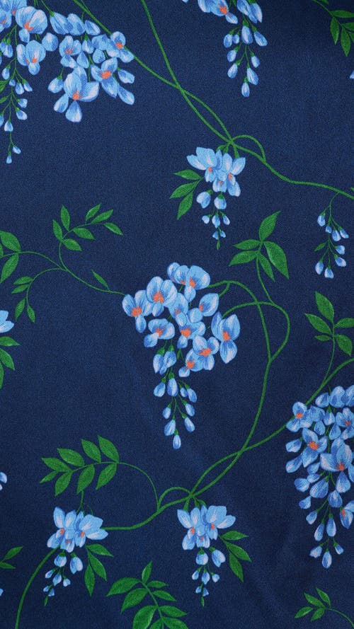 The Cat's Pajamas Silk Pajama Set In Multi