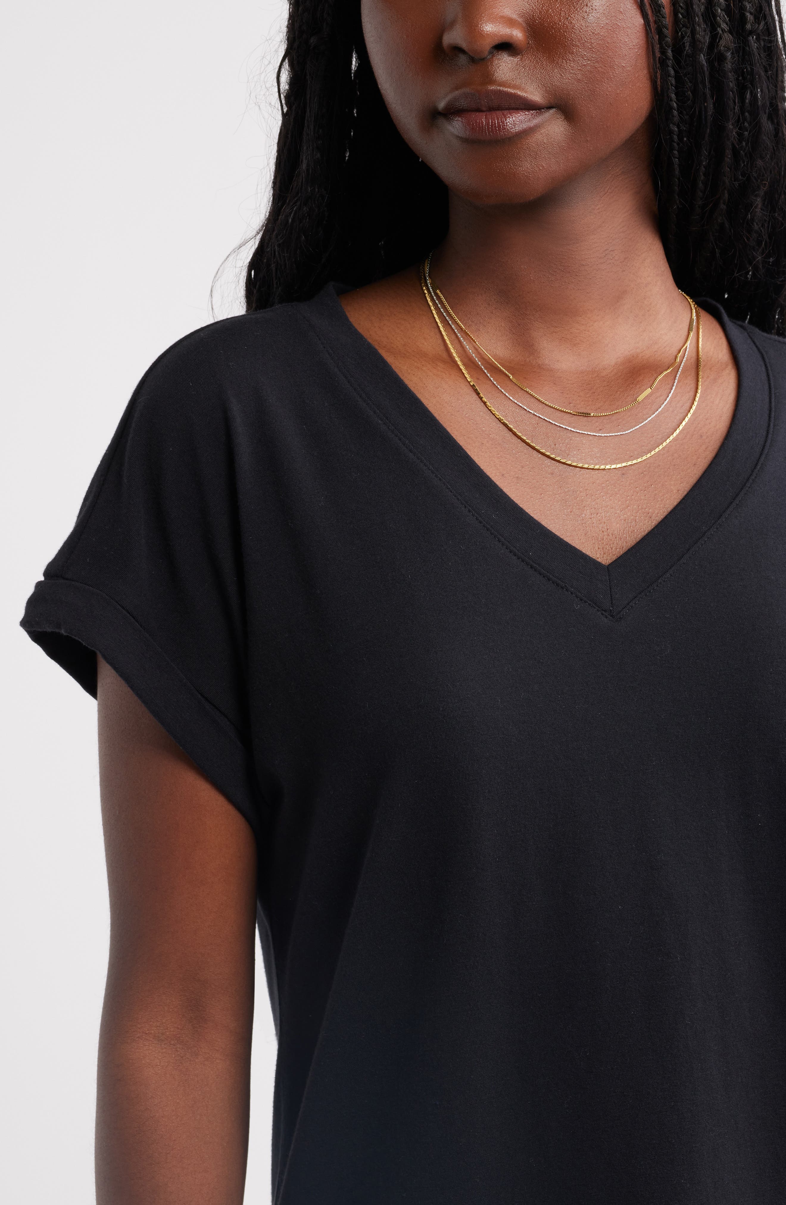 Женские Caslon® Roll Cuff V-Neck T-Shirt — фото 5
