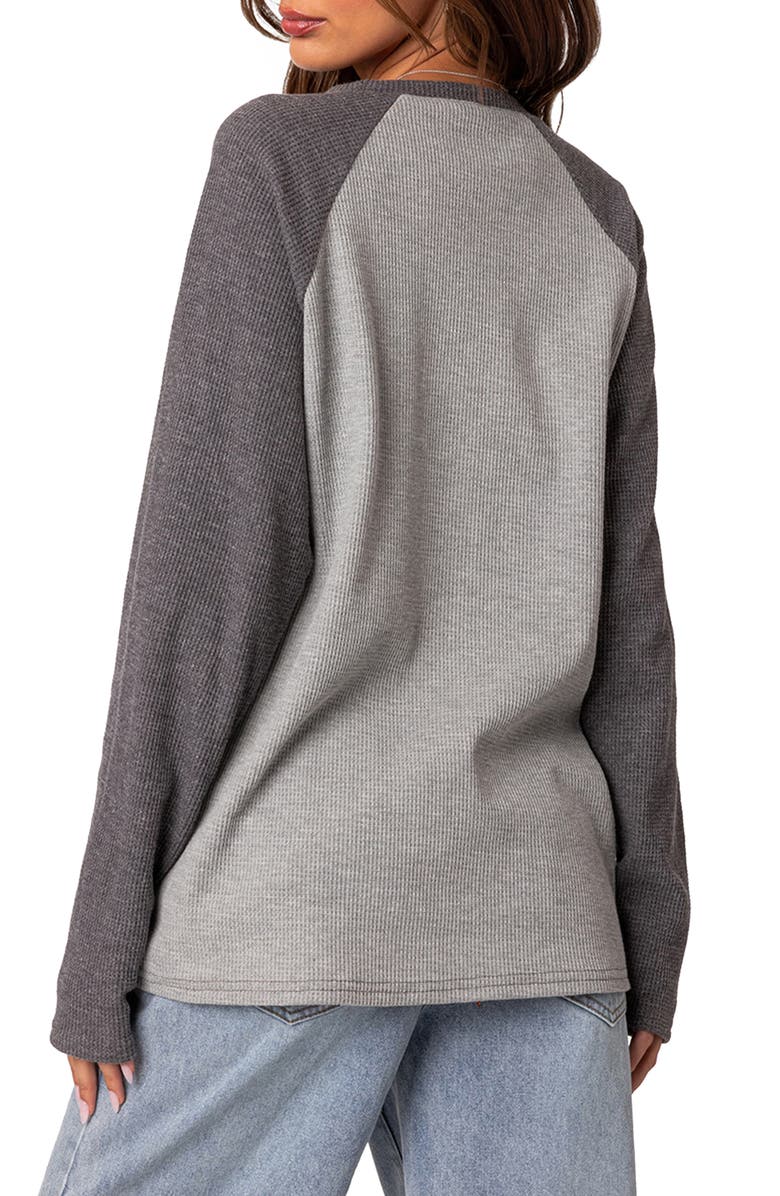 EDIKTED Me Time Oversize Raglan Sleeve Waffle Knit Top, Alternate, color, Gray Melange