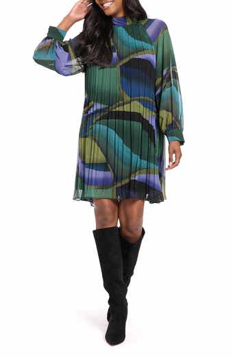 Tie Back Plissè Swing Dress