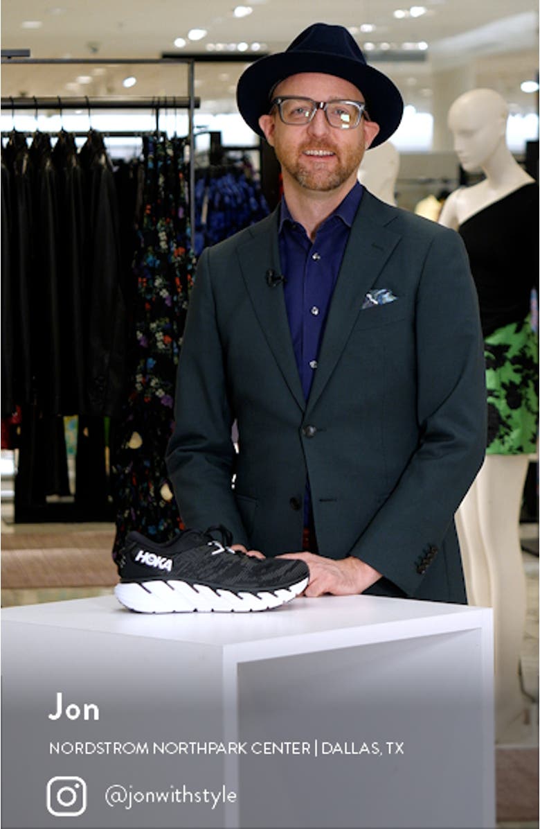 Gaviota 4 Running Shoe, sales video thumbnail