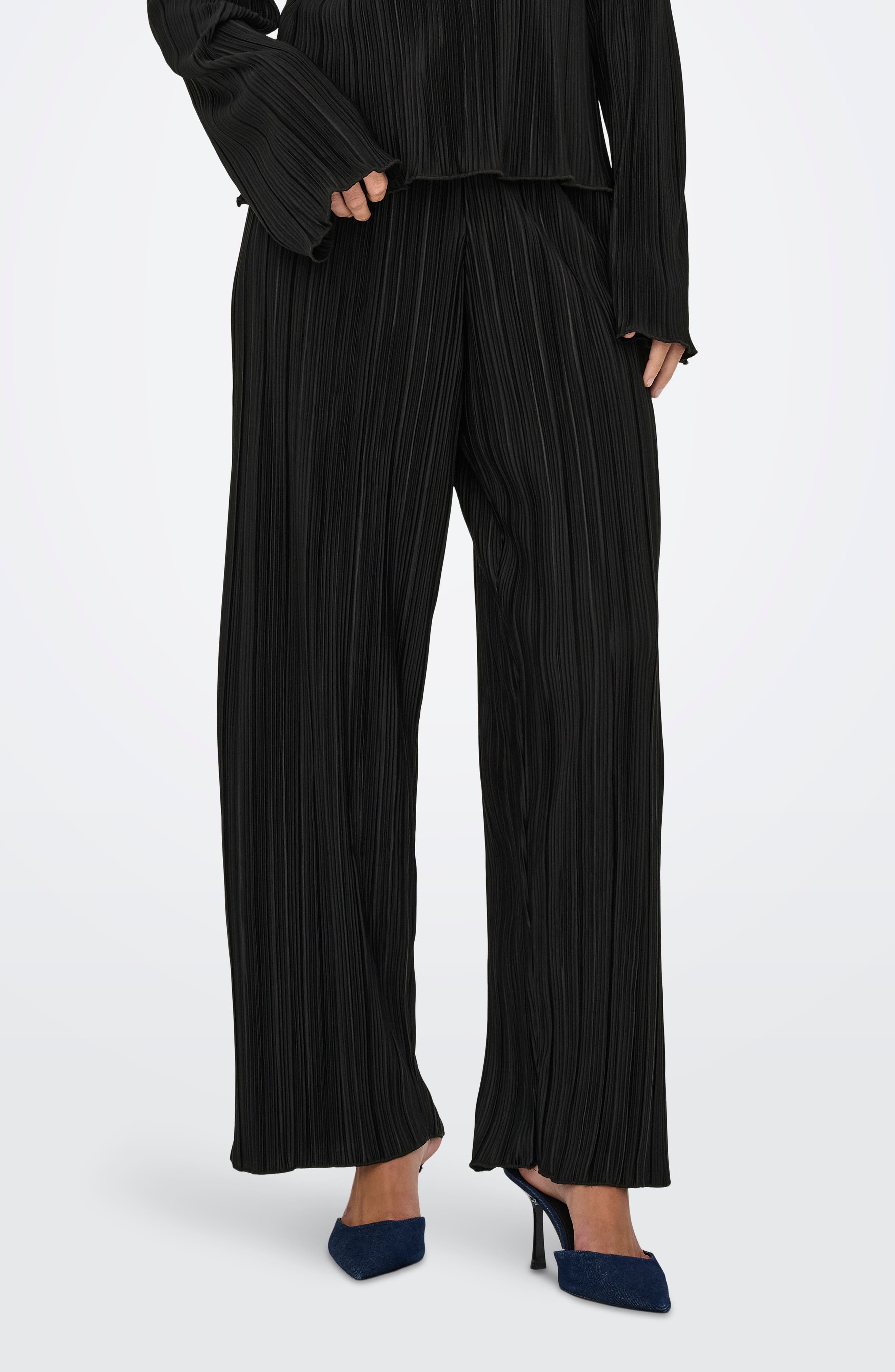 Only Pery High Waist Plissé Flare Leg Pants