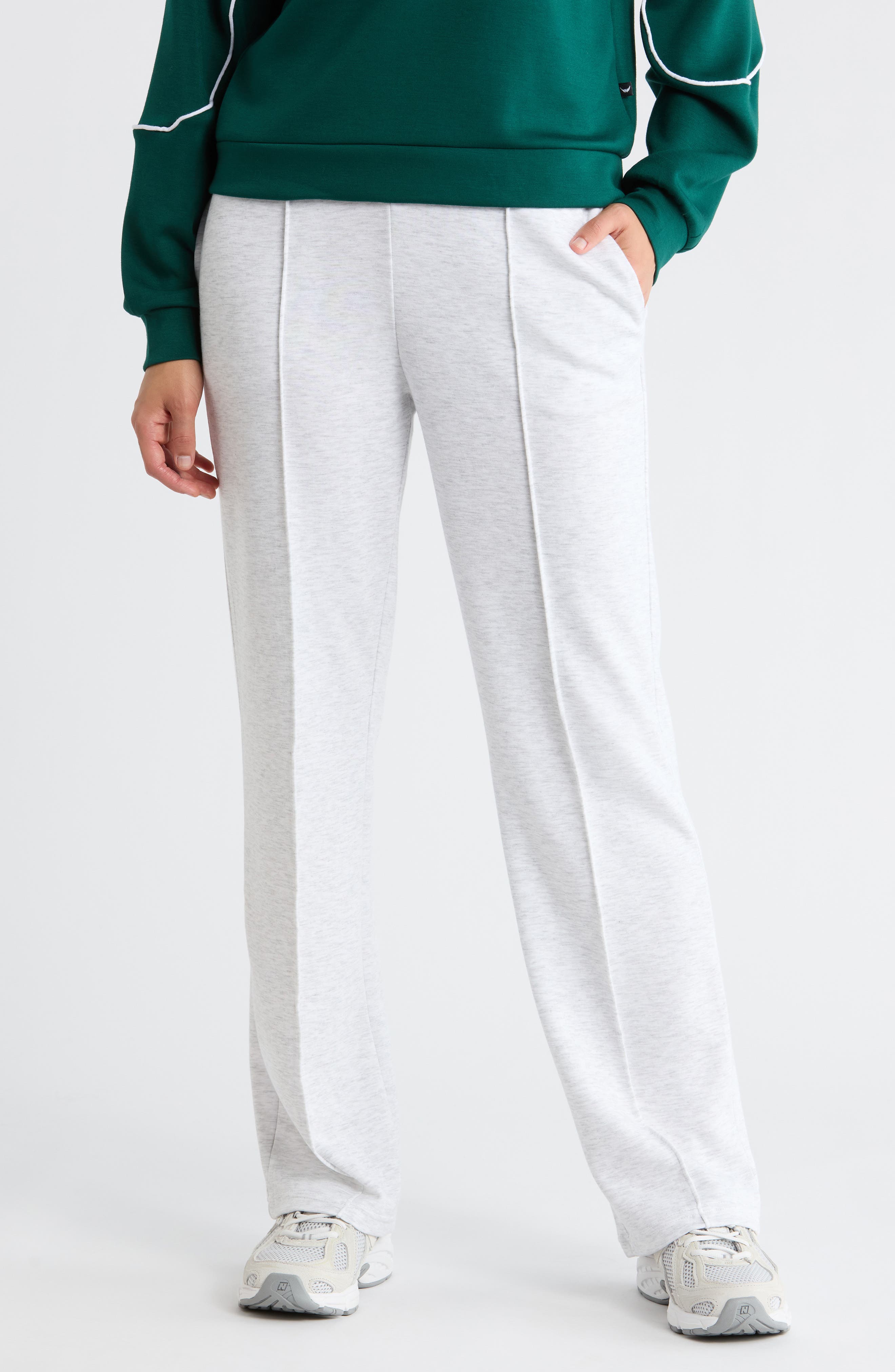 Jessica Simpson Soft Luxe Wide Leg Pants
