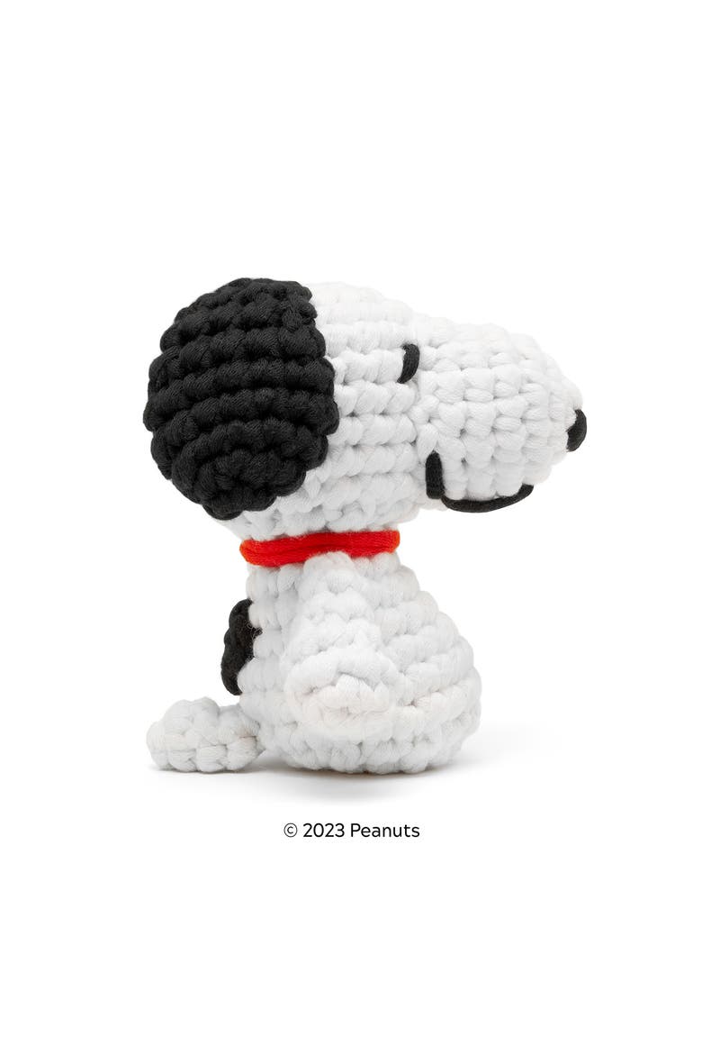 Snoopy Crochet Kit, Alternate, color, WHITE