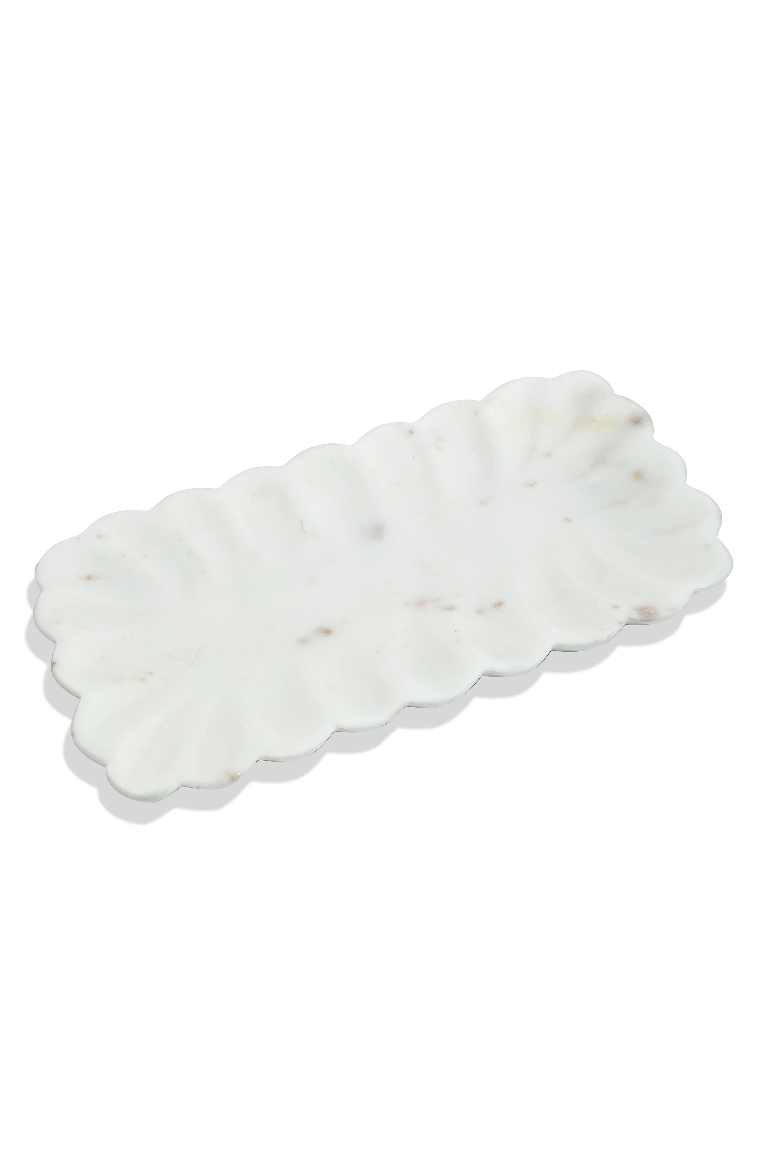 Tiramisu Scalloped Marble Platter