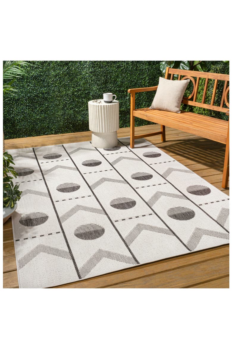 Soren Modern Geometri Indoor/Outdoor Area Rug, Alternate, color, Cream/Black