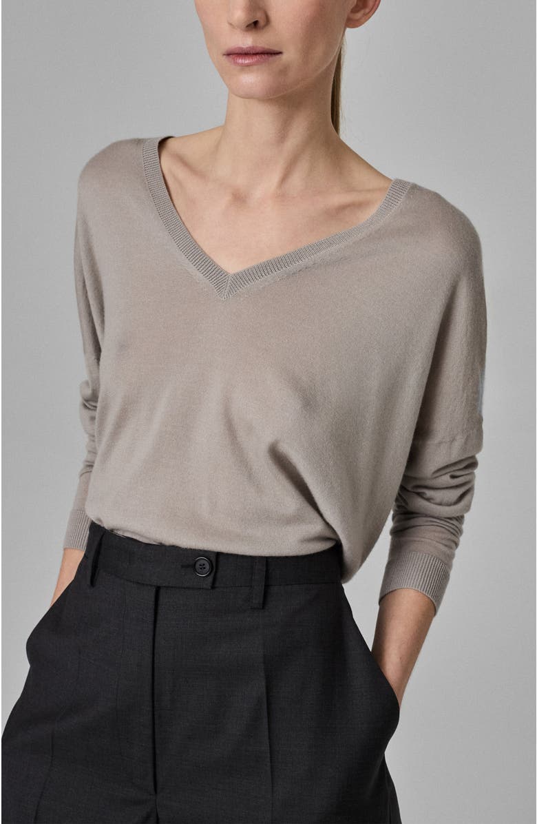 CO V-Neck Sweater in Fine Cashmere, Main, color, 