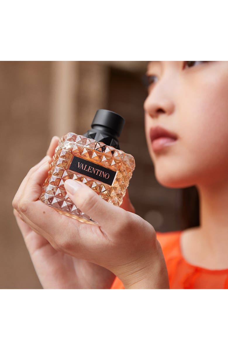 Valentino Donna Born in Roma Coral Fantasy Eau de Parfum, Alternate, color,