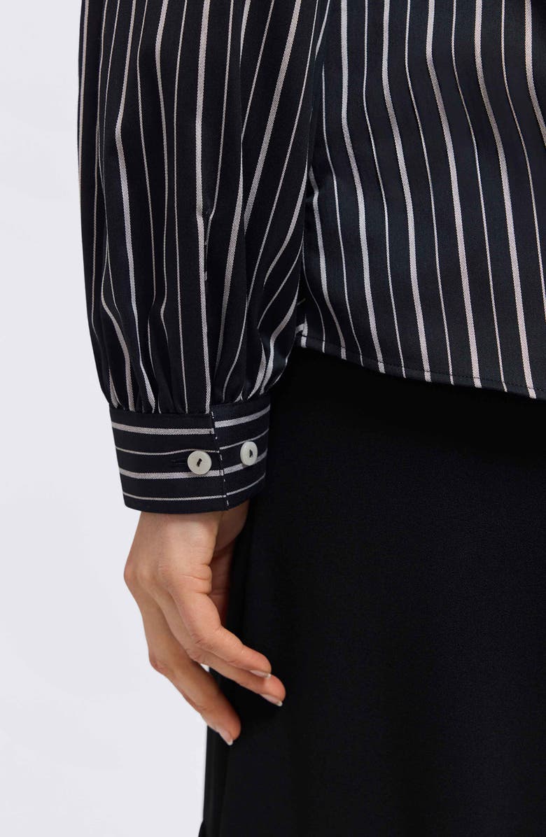 Foxcroft Daphne Stripe Stretch Cotton Blend Pullover Shirt, Alternate, color, Black/ White