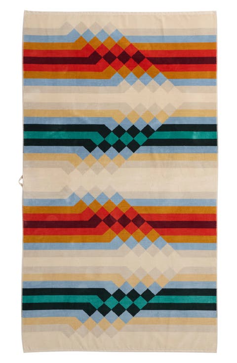 Oversized Jacquard Spa Towel