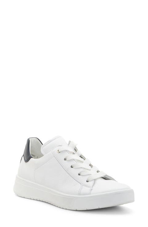 Ruby Sneaker