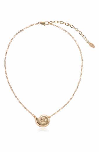 Conch Pendant Necklace