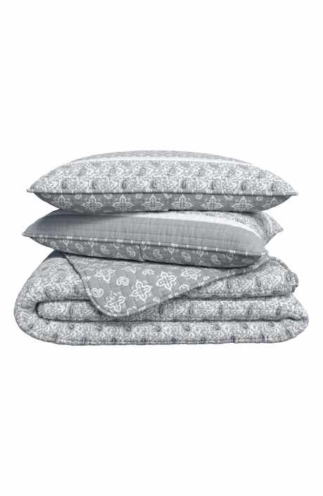 Woven & Weft Stripe & Paisley Quilt & Sham Set