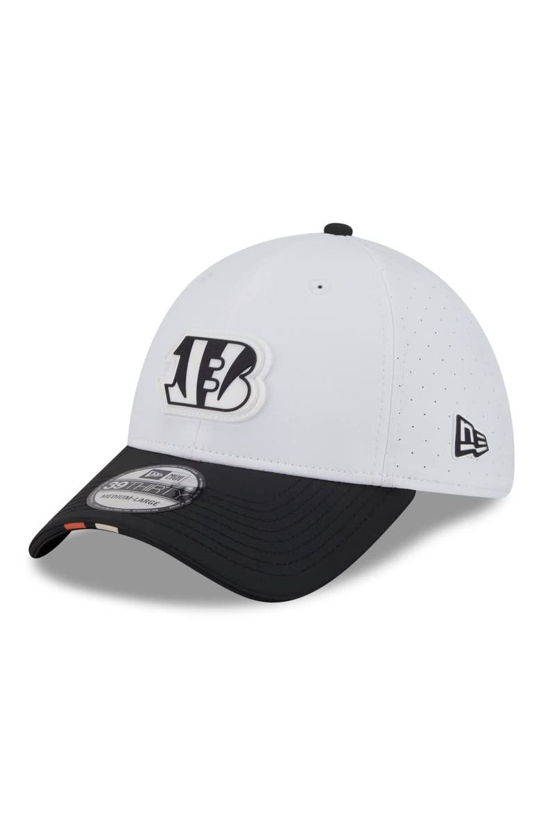 New Era Men's New Era White/Black Cincinnati Bengals 2025 NFL Training Camp 39THIRTY Flex Hat, Alternate, color, White