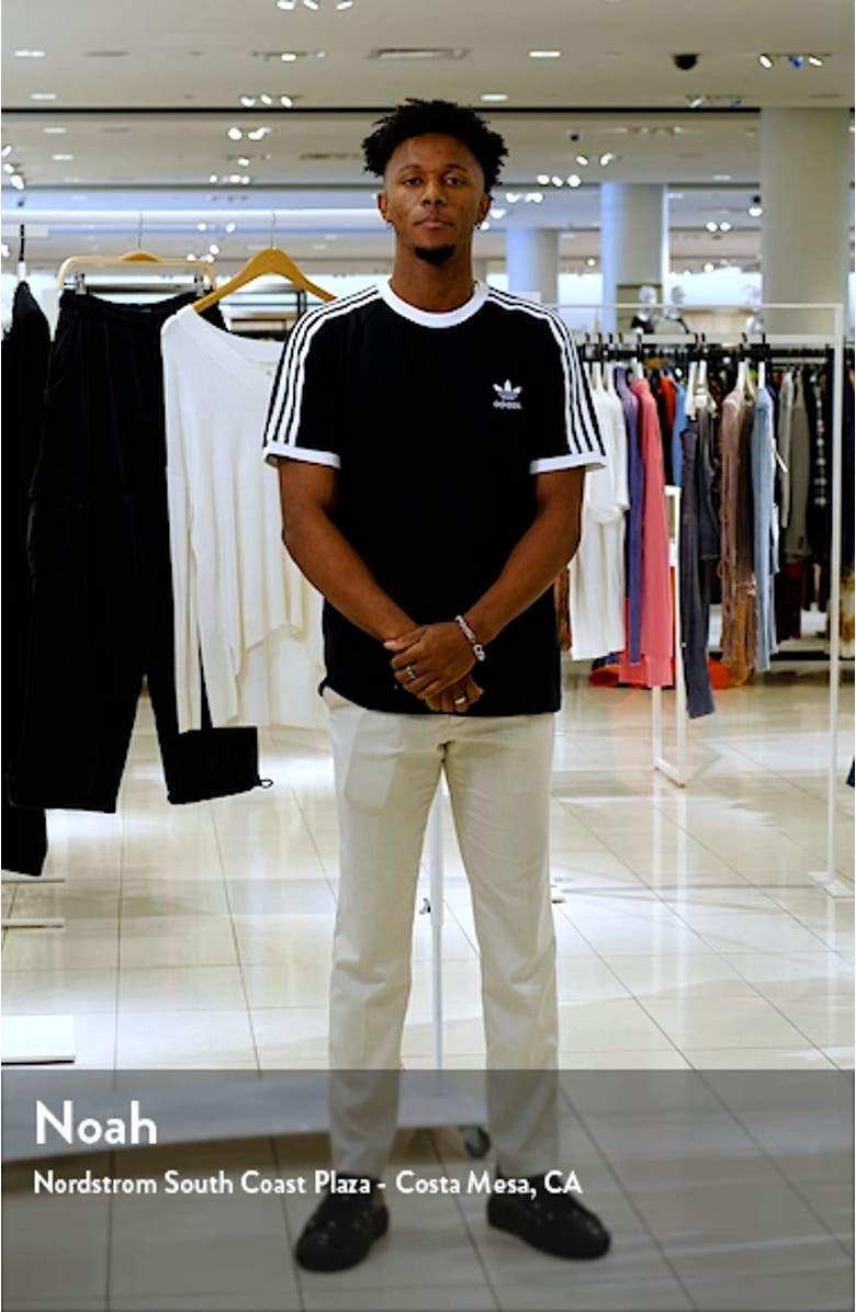 Adicolor 3-Stripes T-Shirt, sales video thumbnail