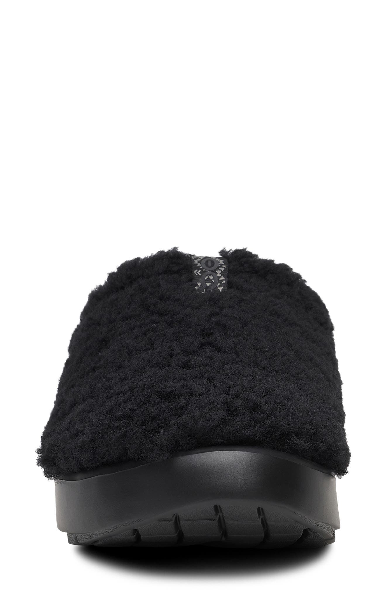 Oocoozie High-Pile Fleece Slipper, Alternate, color, BLACK