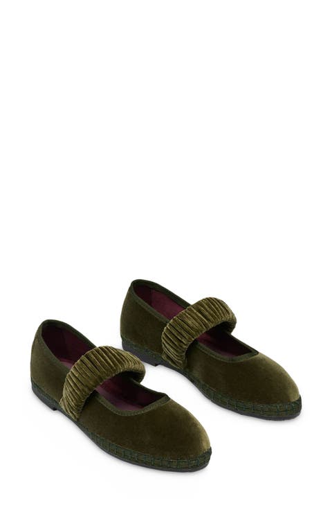 Mafalda Mary Jane Flat