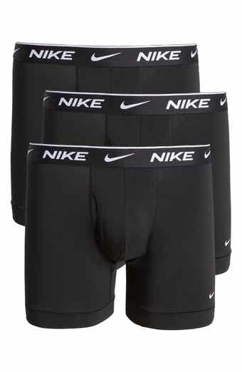 Nike black undershirts online