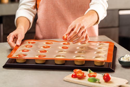 Silpat Perfect Non-stick Mini Muffin Mold In Orange