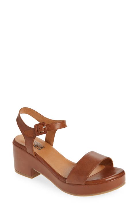 Gillie Block Heel Platform Sandal (Women)
