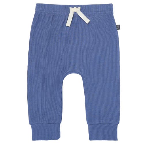 MODERN MOMENTS™ BY GERBER MODERN MOMENTS™ BY GERBER BODYSUIT AND PANT SET