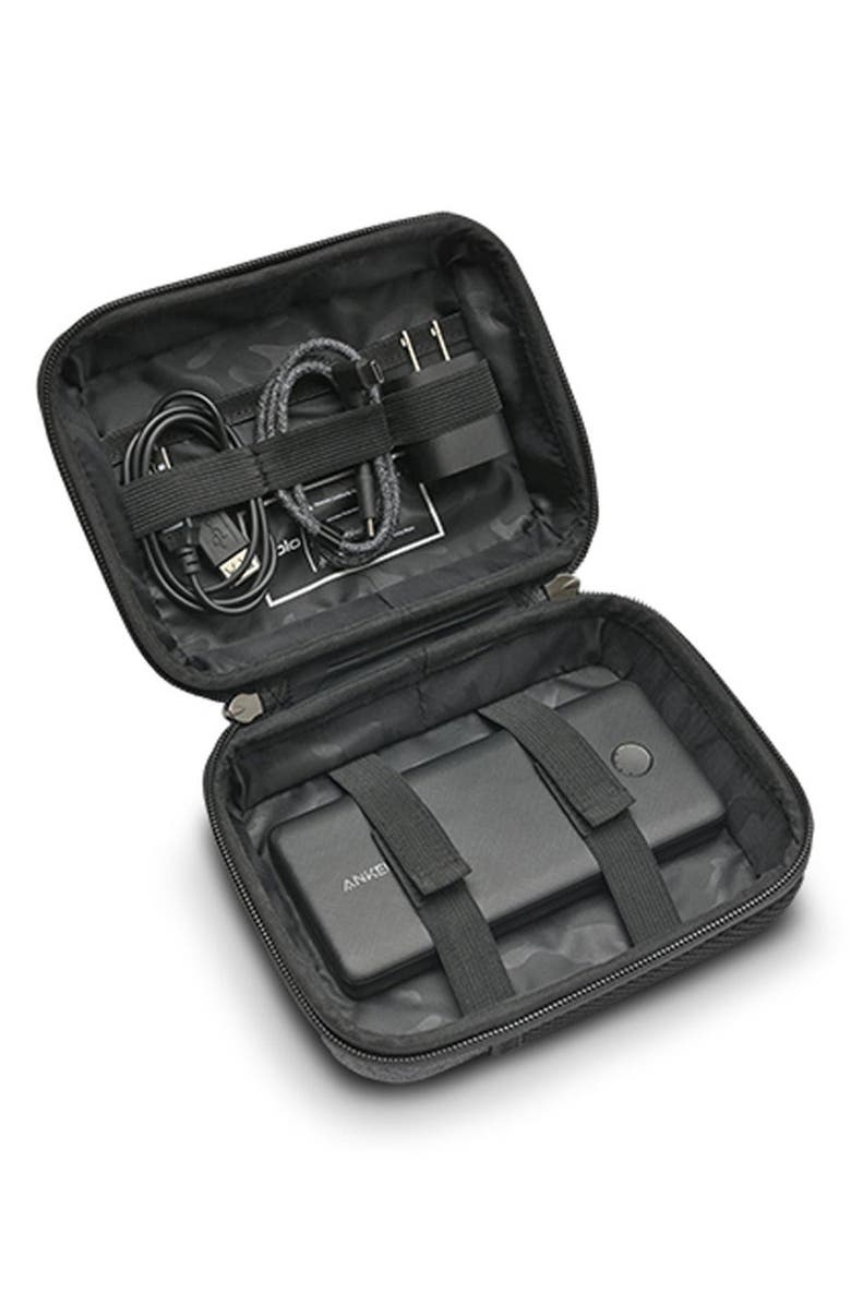 SOLO NEW YORK Stone Street Molded Tech Case, Alternate, color, Black/ Grey